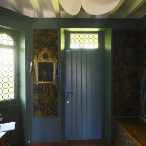 menuiseries avec vitraux contraintes techniques